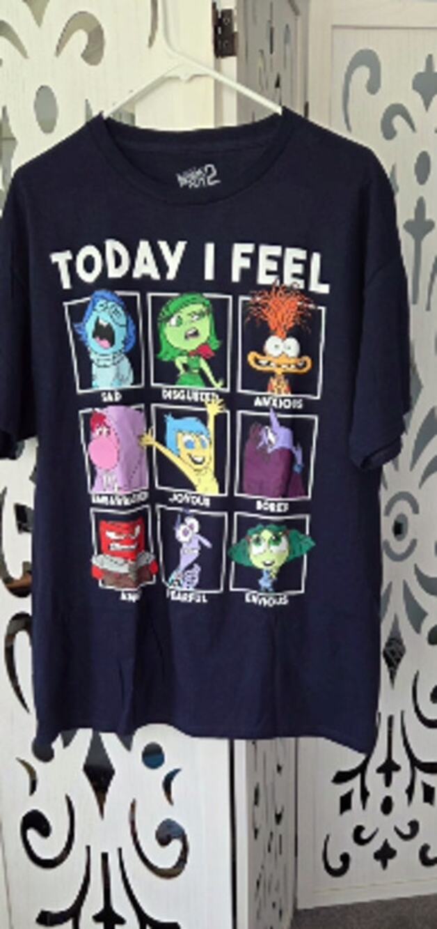 Disney Pixar Inside Out 2 Today I Feel Emotions Graphic T-Shirt Large L Navy